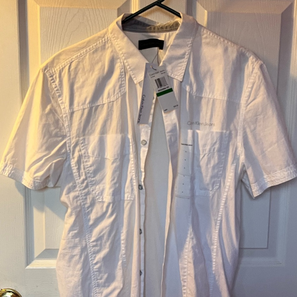Men’s CALVIN KLEIN short sleeve button down **NEW w/tags L